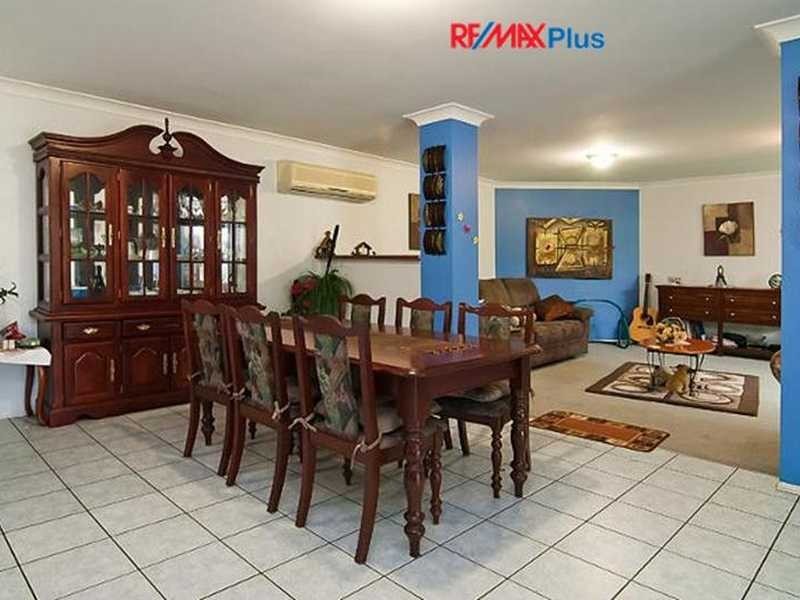 10 Lake Breeze Drive, Loganholme QLD 4129