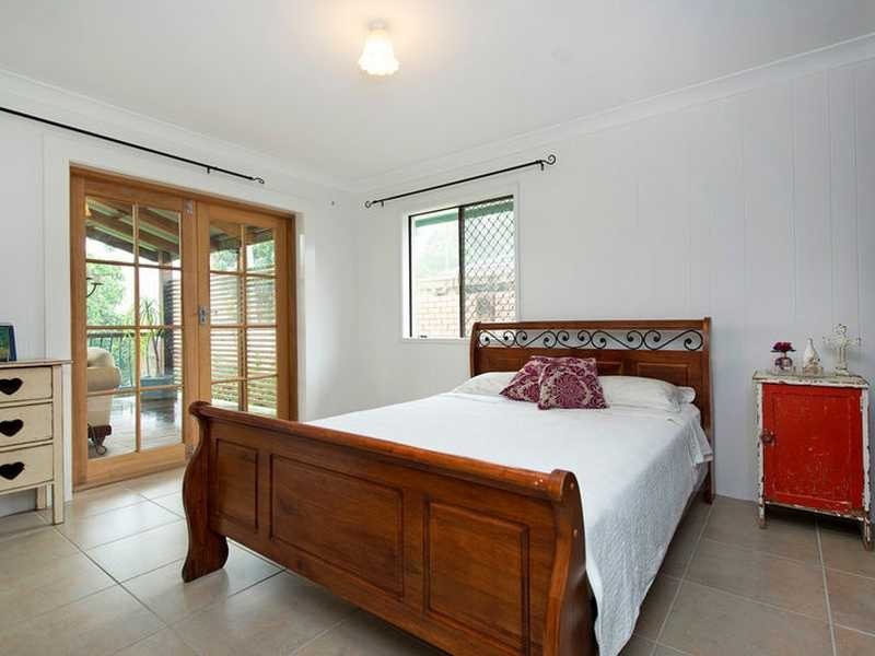 12 Onak Crescent, Springwood QLD 4127