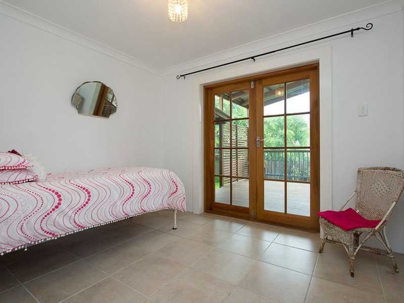 12 Onak Crescent, Springwood QLD 4127