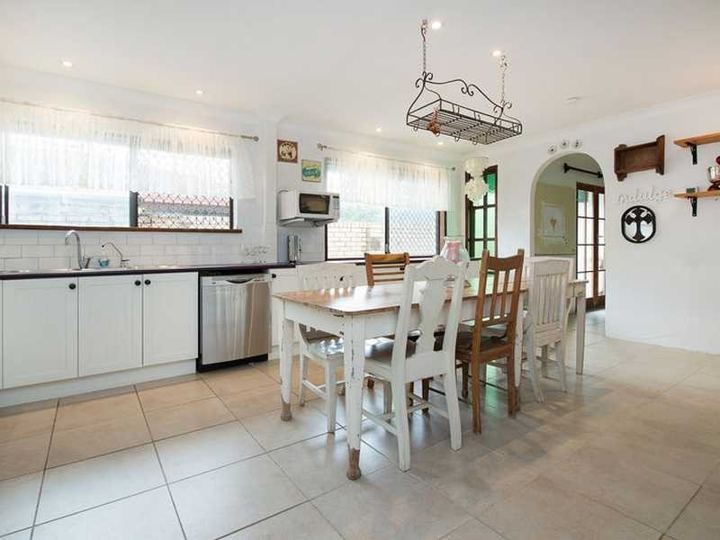 12 Onak Crescent, Springwood QLD 4127