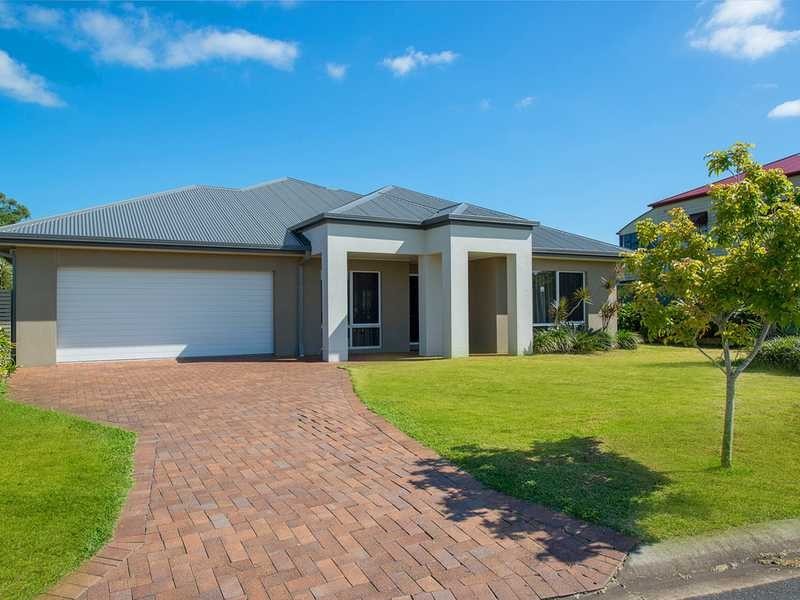 18 Dennis Vale Drive, Daisy Hill QLD 4127