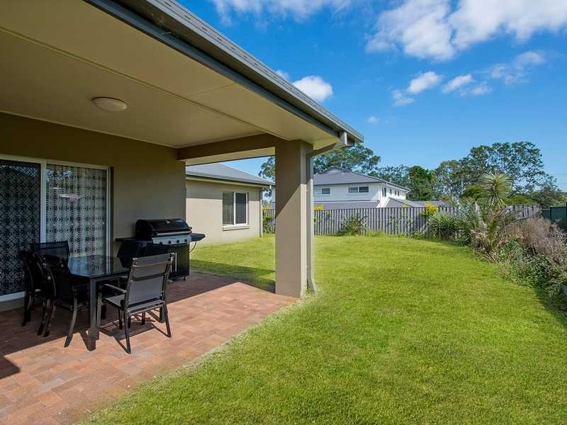 18 Dennis Vale Drive, Daisy Hill QLD 4127