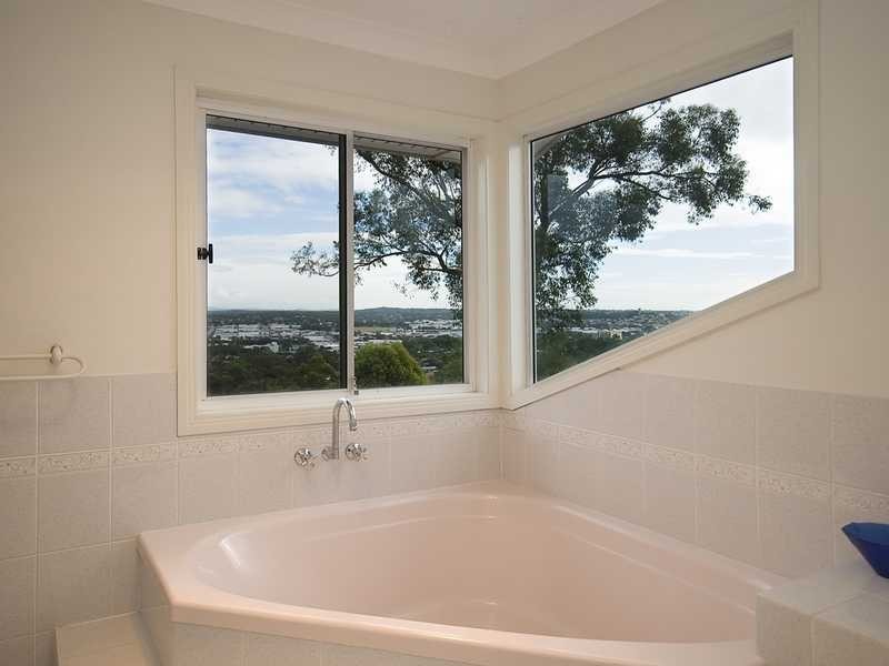 277 Springwood Road, Springwood QLD 4127