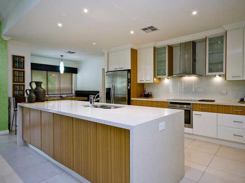 2/106 Dennis Road, Springwood QLD 4127