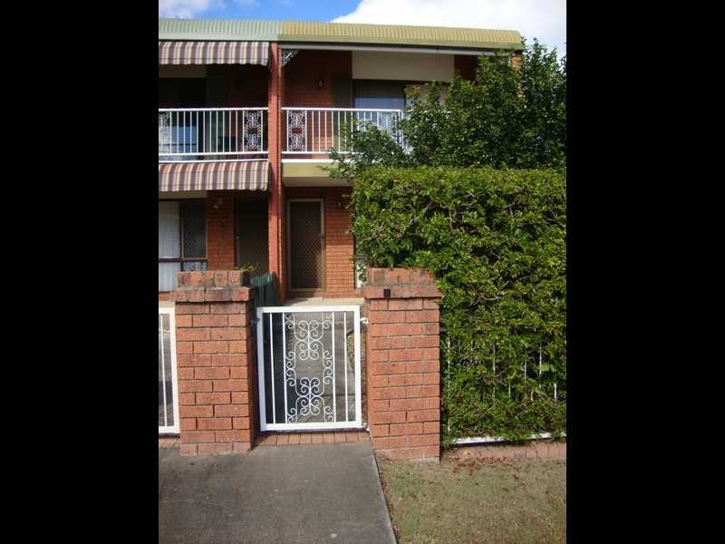 8/87 Springwood Road, Springwood QLD 4127