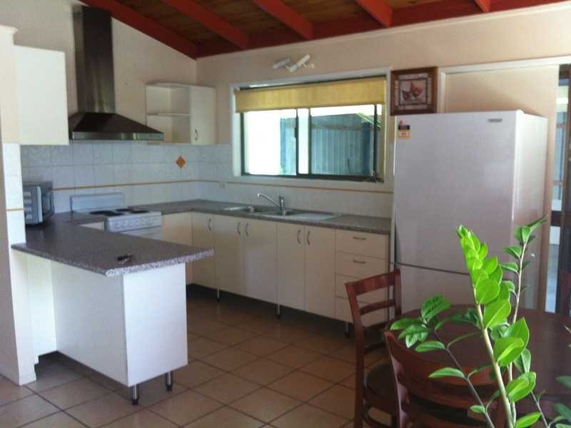 12 Marlane Court, Springwood QLD 4127