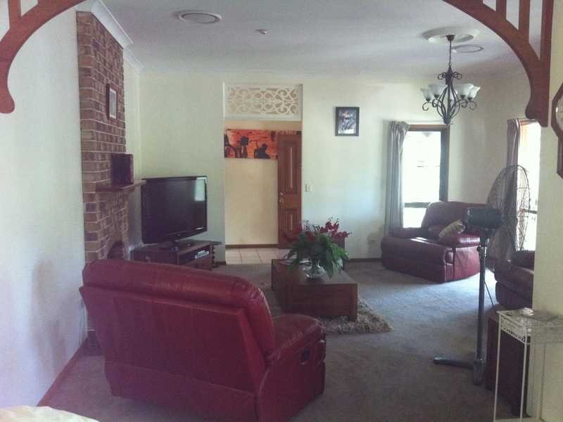 42 Tanah Merah Ave, Tanah Merah QLD 4128