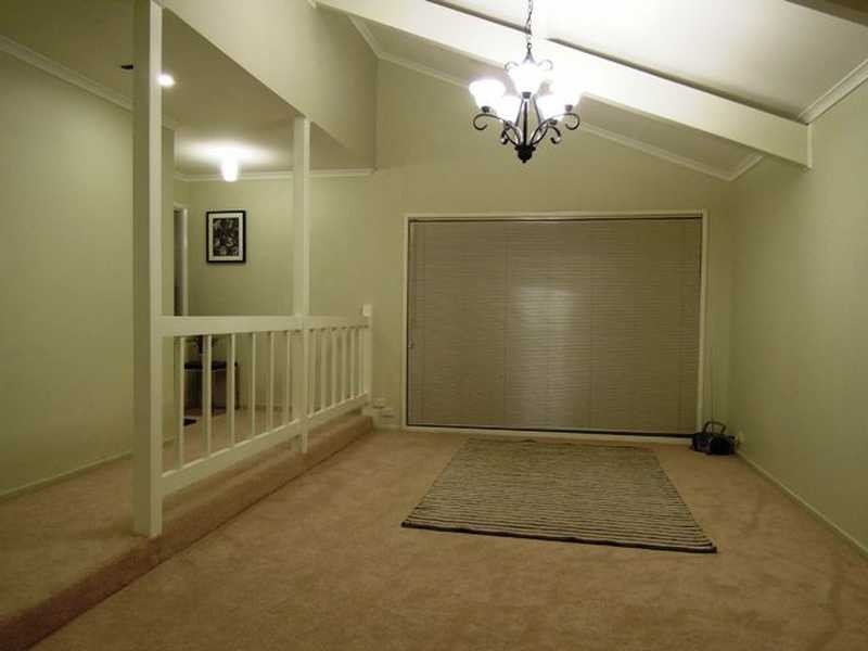 3 Gamenya Drive, Springwood QLD 4127