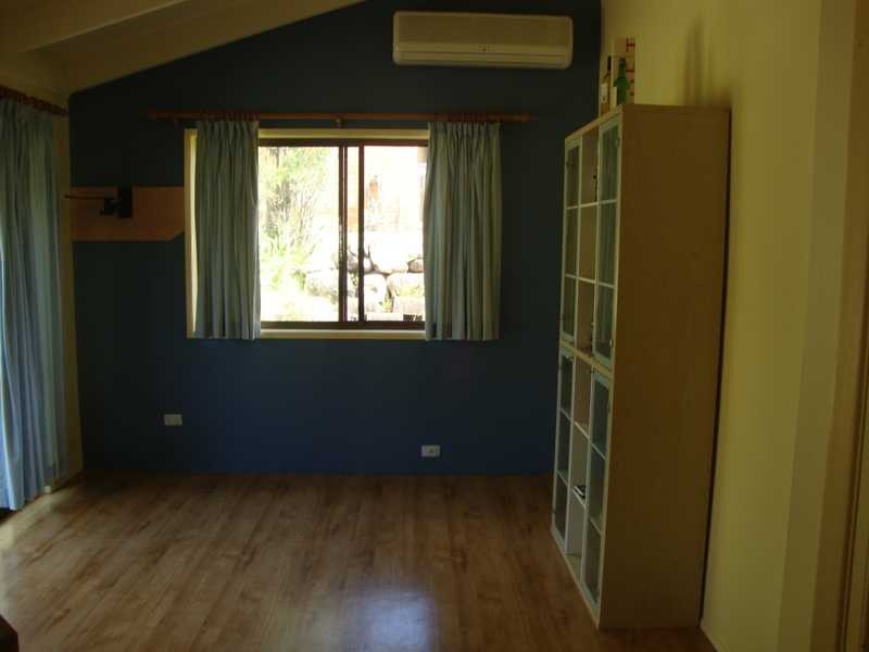 1 Ribwort Court, Shailer Park QLD 4128