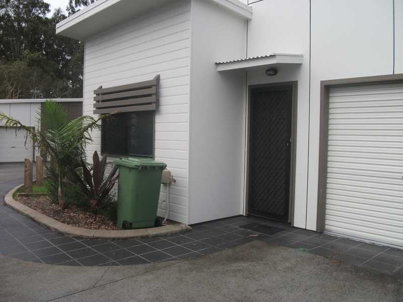 4/62 River Hills Rd, Eagleby QLD 4207