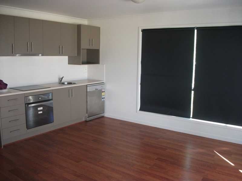 4/62 River Hills Rd, Eagleby QLD 4207