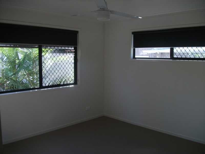 4/62 River Hills Rd, Eagleby QLD 4207