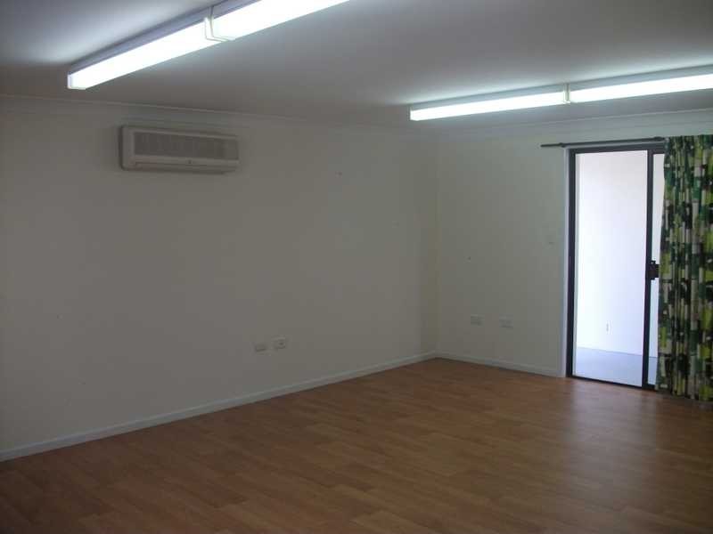 1 Teresa Street, Springwood QLD 4127