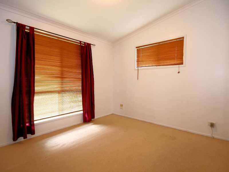 411 Chatswood Road, Shailer Park QLD 4128