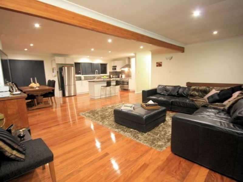 61 Barbaralla Drive, Springwood QLD 4127