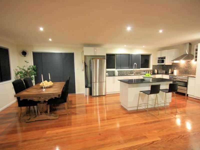 61 Barbaralla Drive, Springwood QLD 4127