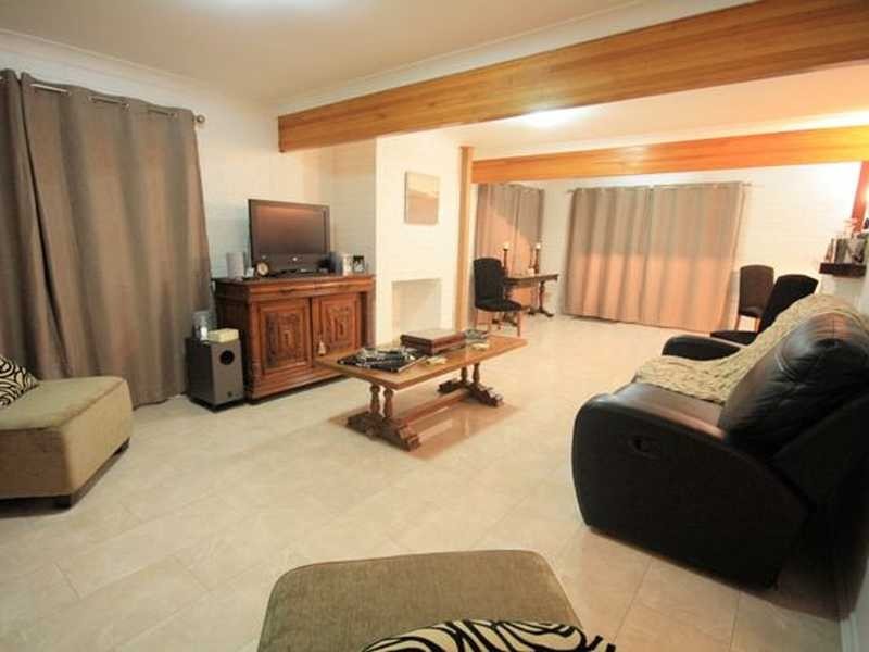 61 Barbaralla Drive, Springwood QLD 4127