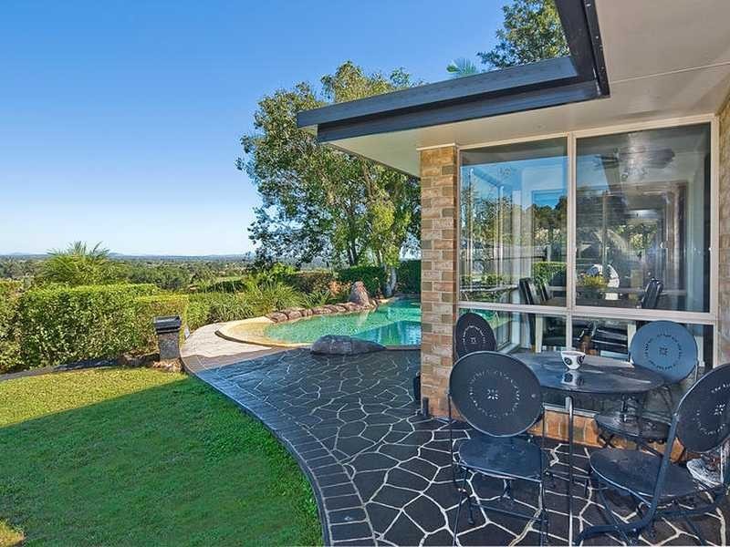 10 Andromeda Ave., Tanah Merah QLD 4128