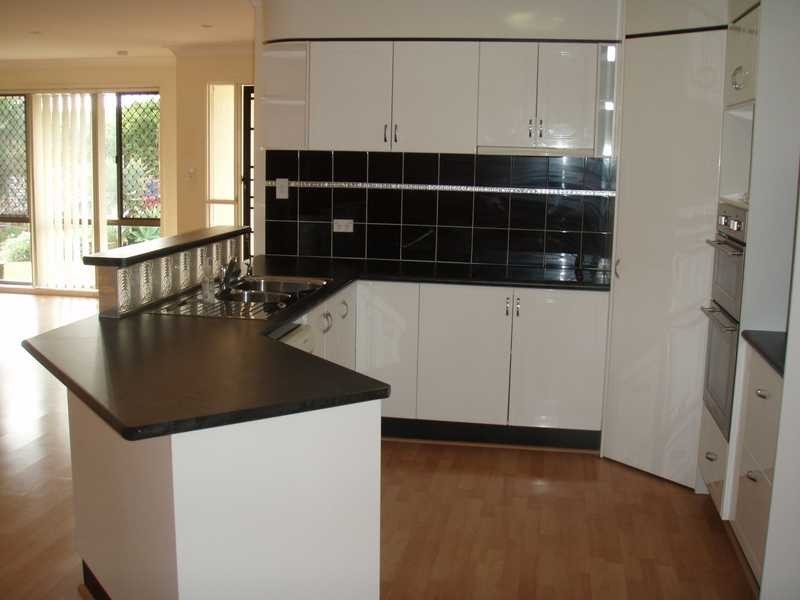 16 Voltaire Street, Shailer Park QLD 4128