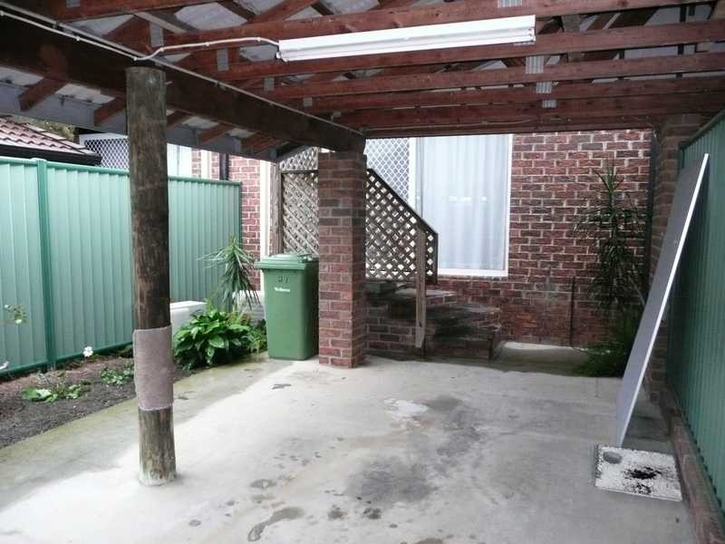 27/18 Magellan RD, Springwood QLD 4127