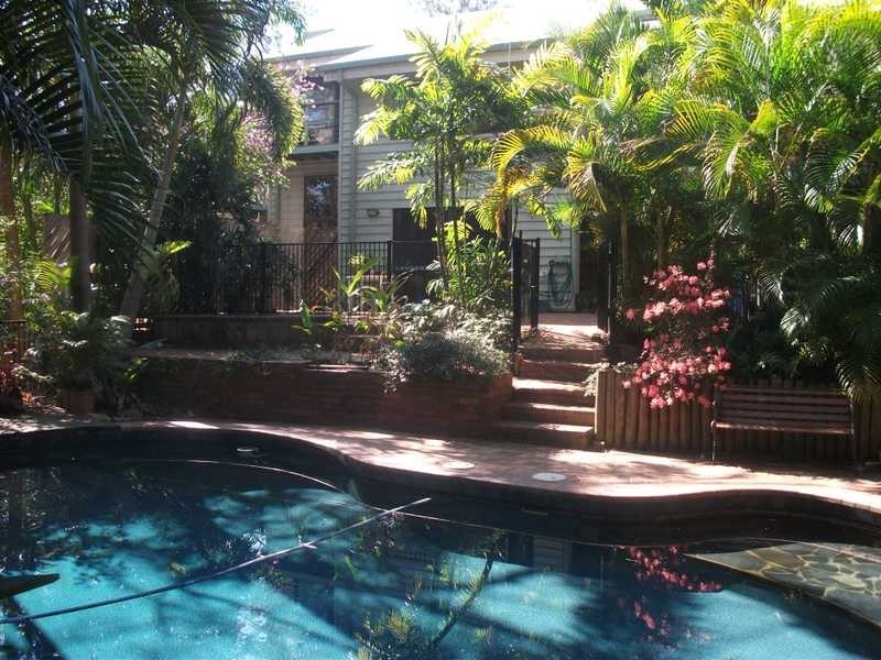 8 Highview  St, Daisy Hill QLD 4127