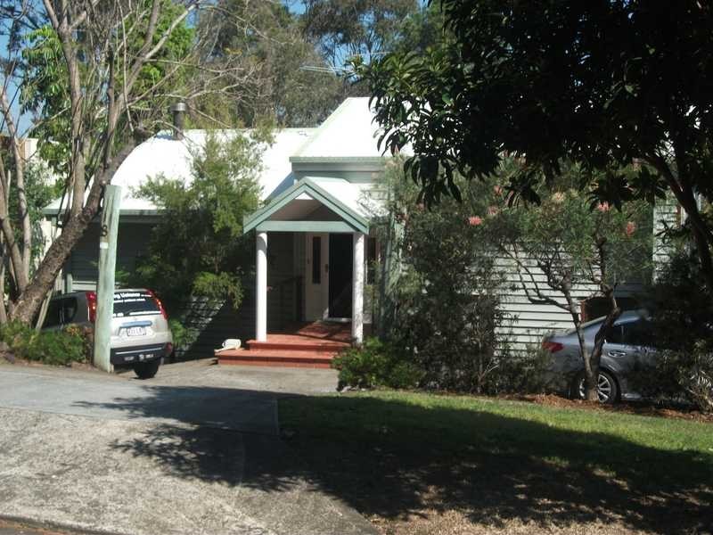 8 Highview  St, Daisy Hill QLD 4127