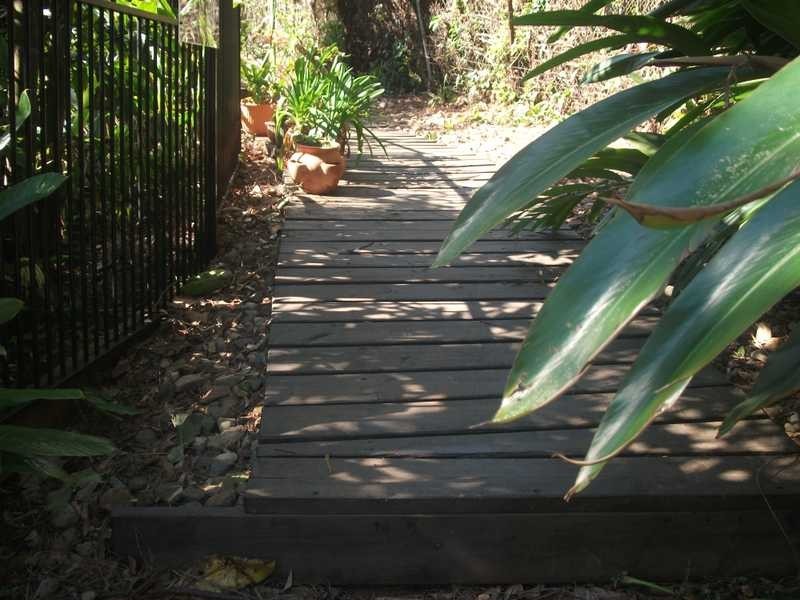 8 Highview  St, Daisy Hill QLD 4127