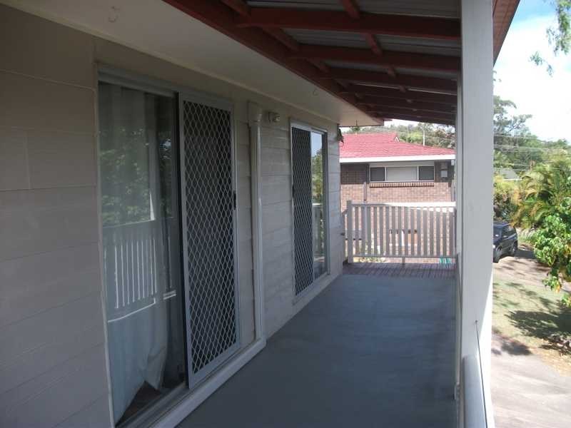 42 Wootton Cresc., Springwood QLD 4127