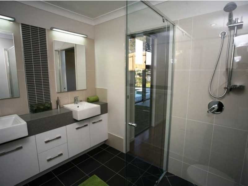 1 Baxton Court, Shailer Park QLD 4128