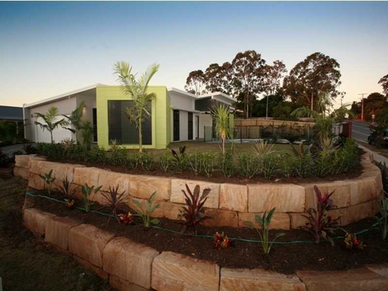 1 Baxton Court, Shailer Park QLD 4128