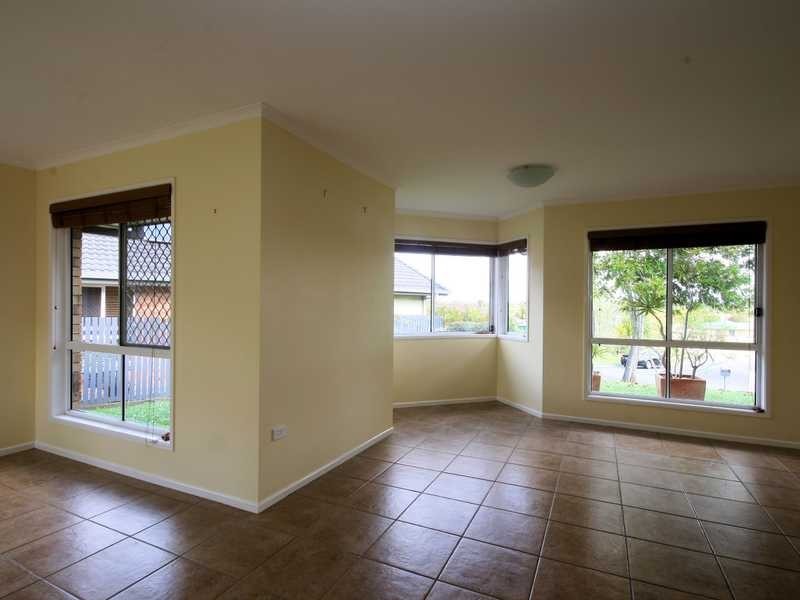 9 Ambat Court, Tanah Merah QLD 4128