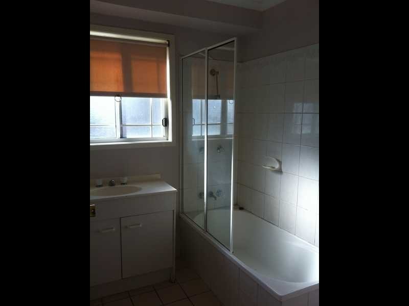 1 Maggie Court, Edens Landing QLD 4207