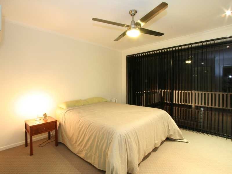 1 Warnambul St, Shailer Park QLD 4128