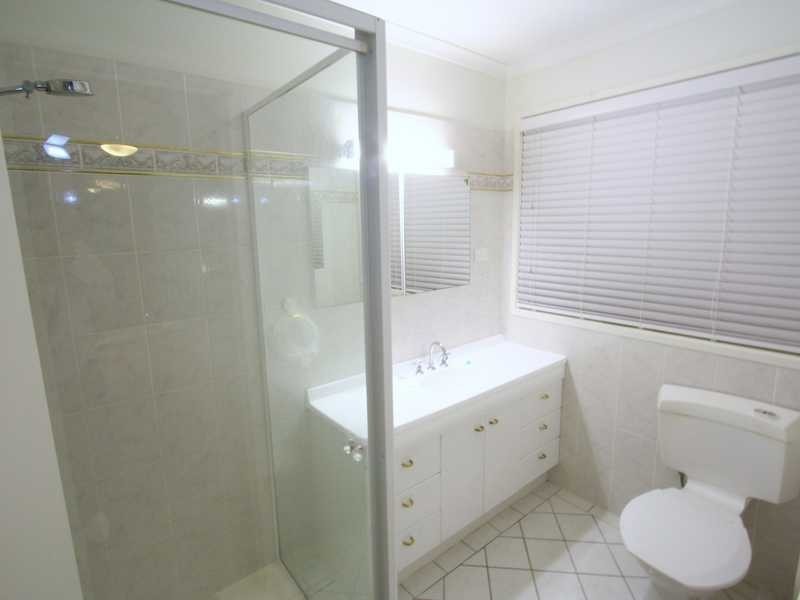 1 Warnambul St, Shailer Park QLD 4128