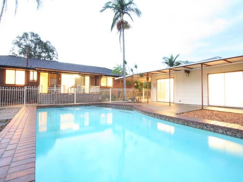 1 Warnambul St, Shailer Park QLD 4128