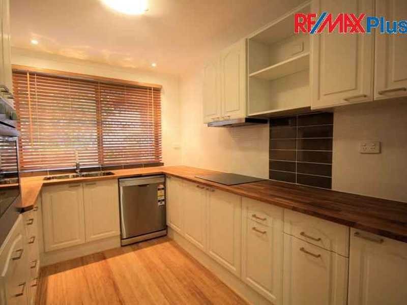 32 Brentwood Drive, Daisy Hill QLD 4127