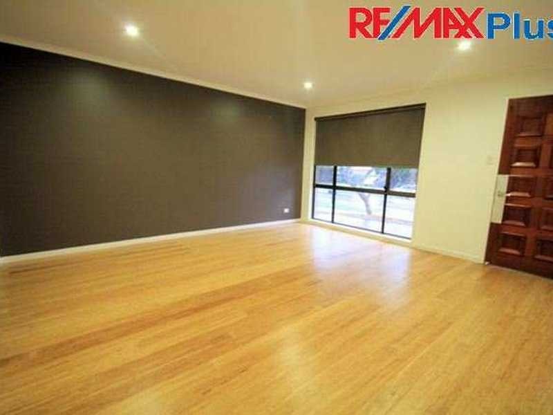 32 Brentwood Drive, Daisy Hill QLD 4127