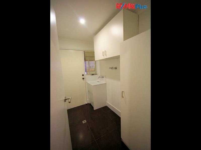 32 Brentwood Drive, Daisy Hill QLD 4127