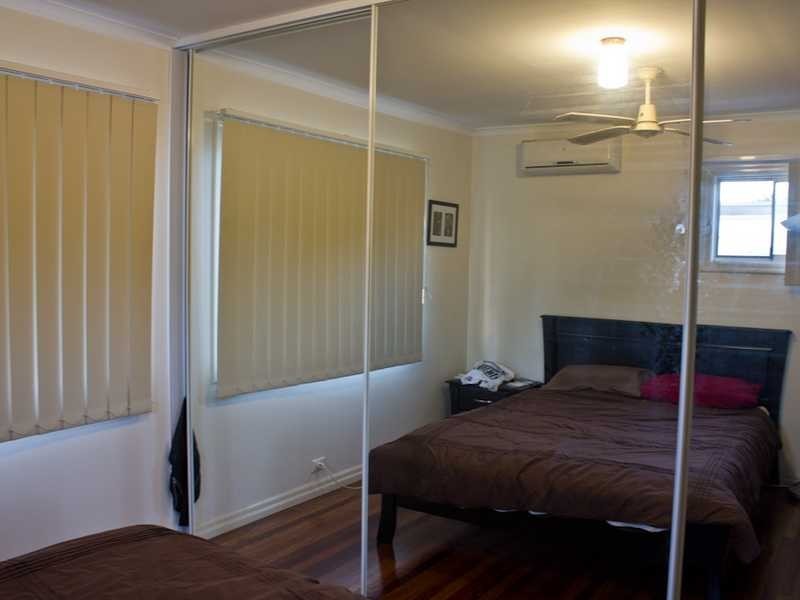 26 Wootton Cr, Springwood QLD 4127