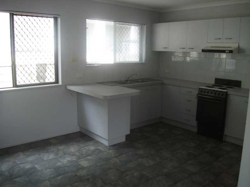 28 167 John Paul Drive, Springwood QLD 4127