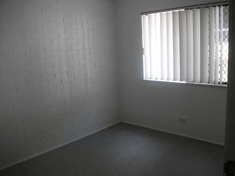 28 167 John Paul Drive, Springwood QLD 4127