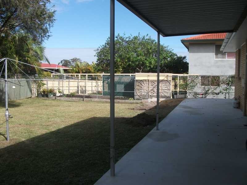 9 Raquel Avenue, Springwood QLD 4127
