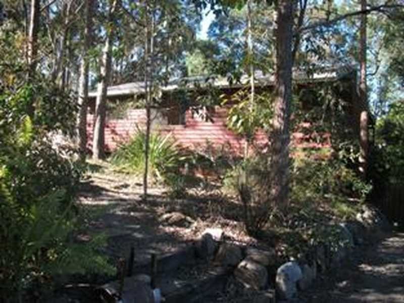17 Greenhill Grove, Daisy Hill QLD 4127