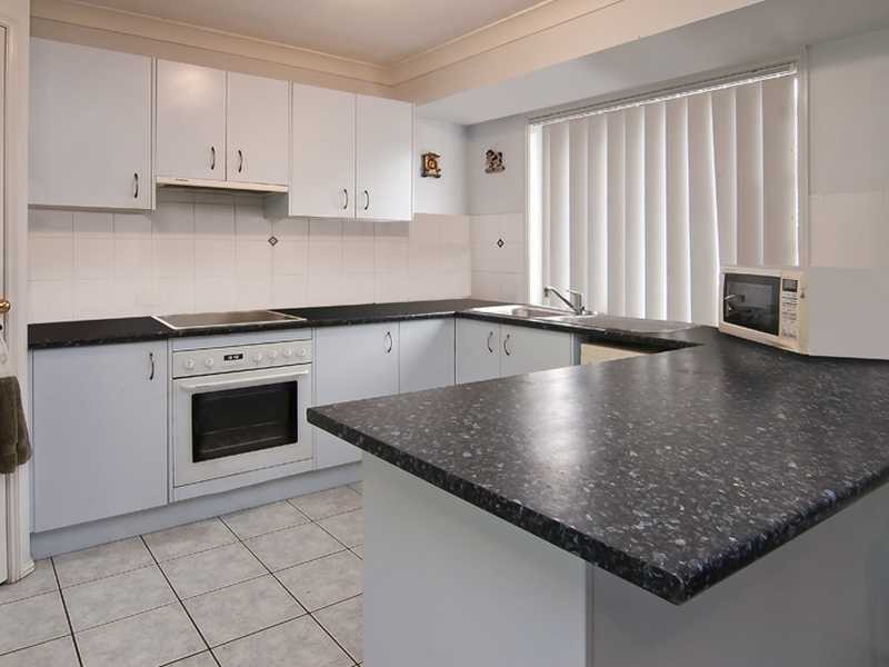 10 Lakebreeze Drive, Loganholme QLD 4129