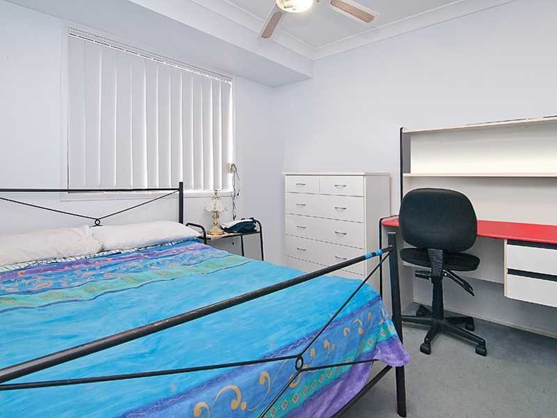 10 Lakebreeze Drive, Loganholme QLD 4129