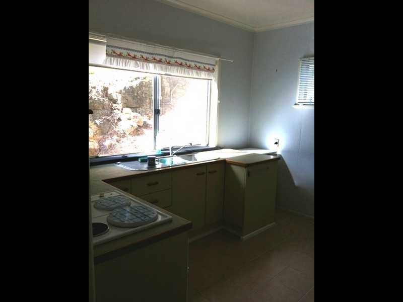 8 Cynthia Crescent, Springwood QLD 4127