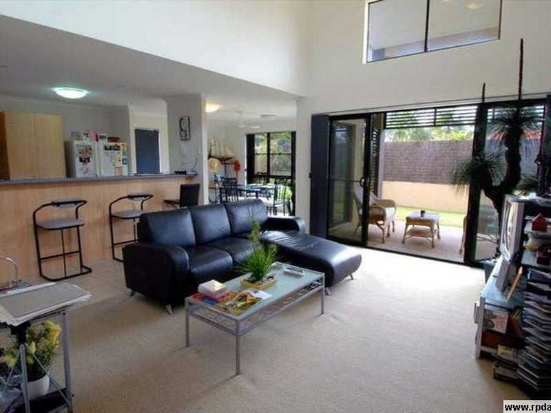 15 / 2 Lakehead Drive, Sippy Downs QLD 4556