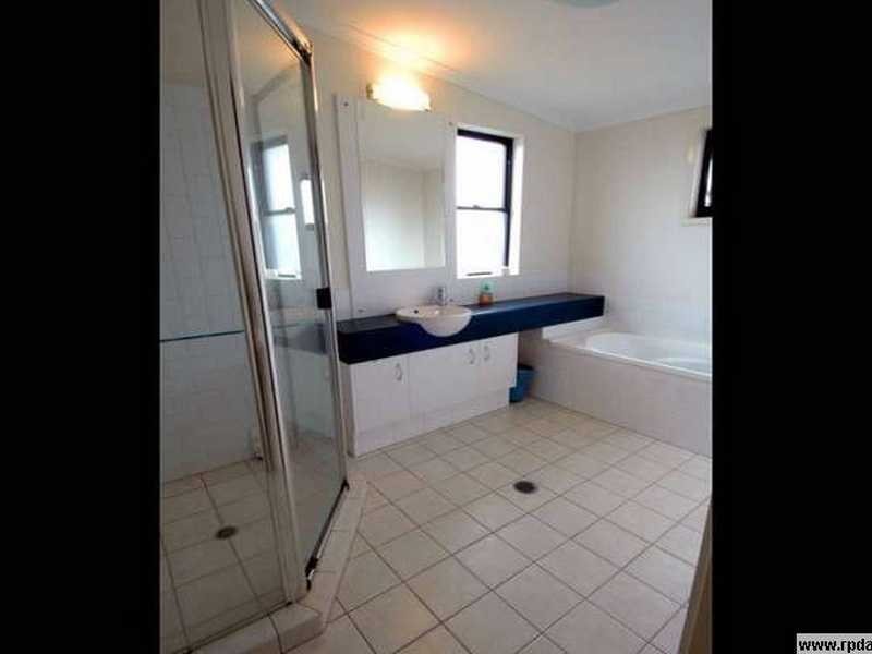 15 / 2 Lakehead Drive, Sippy Downs QLD 4556