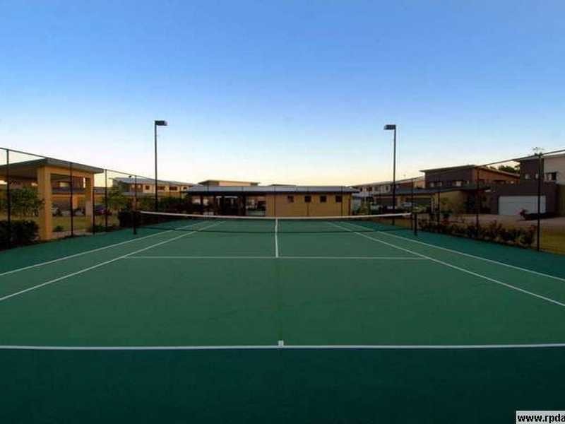 15 / 2 Lakehead Drive, Sippy Downs QLD 4556