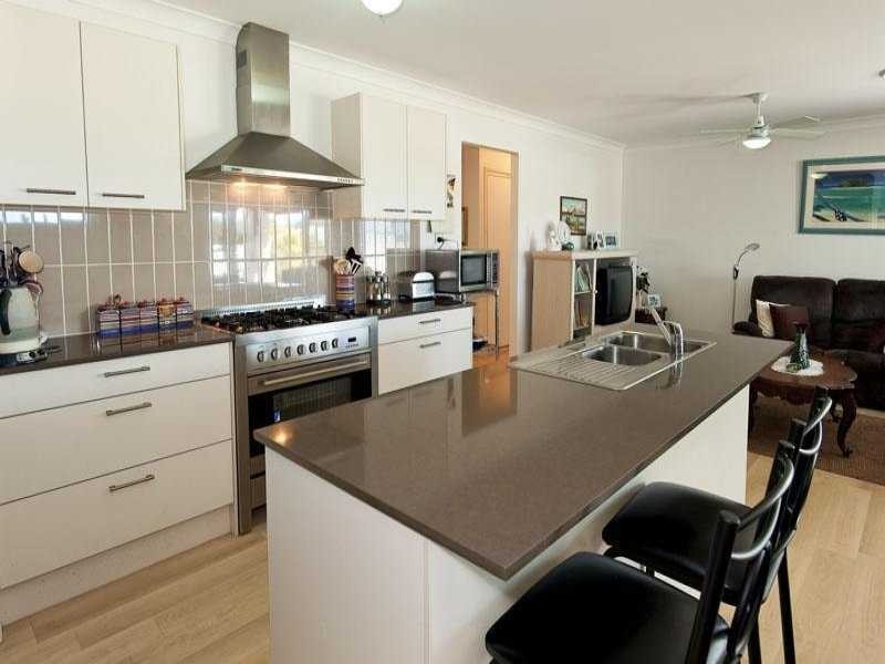 8 Kindal Court, Palmwoods QLD 4555